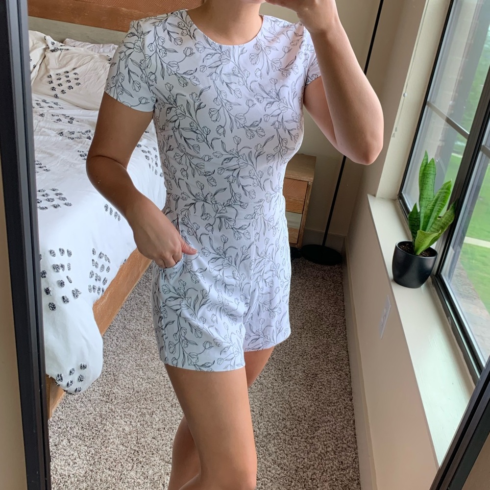 Banana Republic White Printed Romper